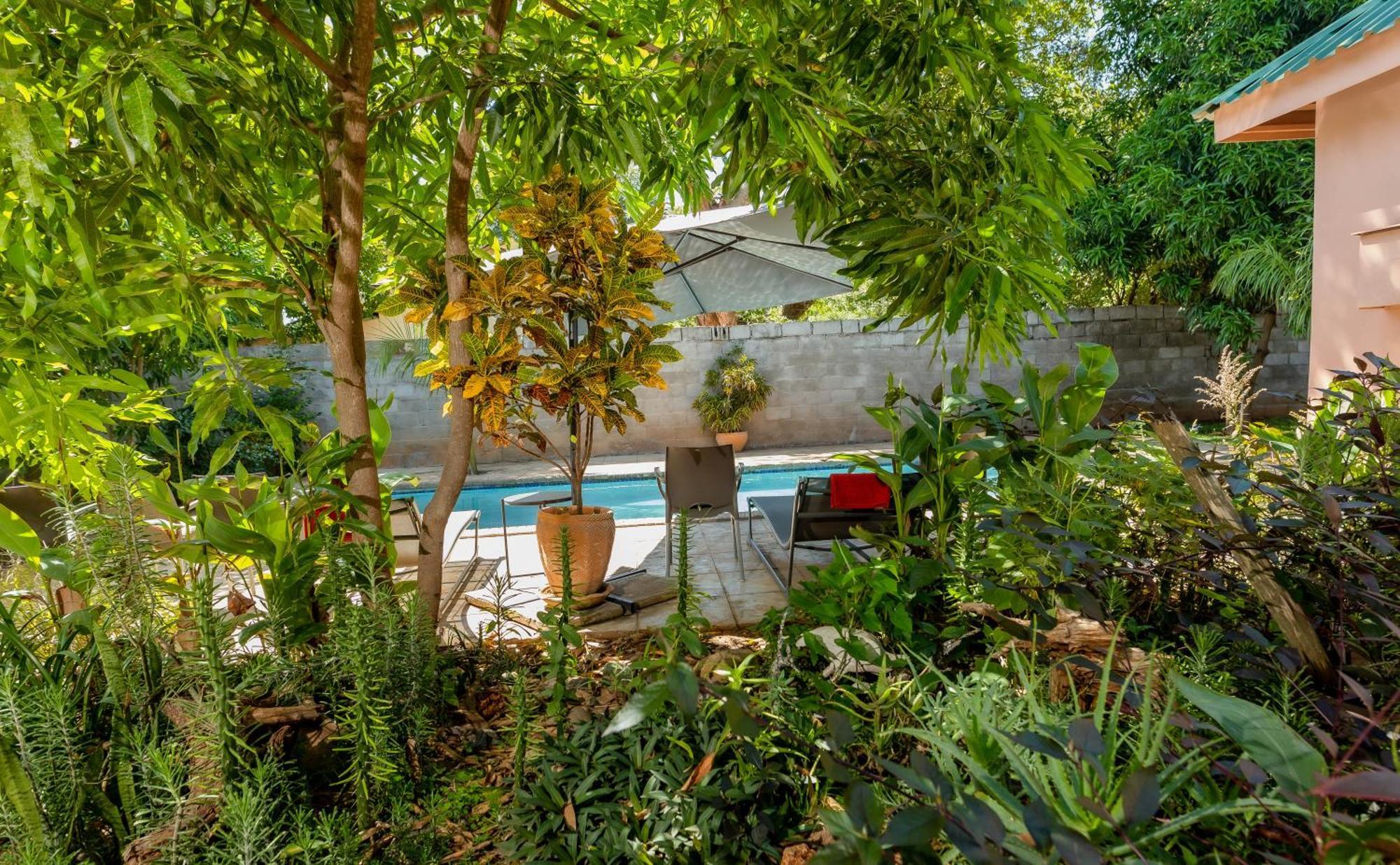 维多利亚瀑布Hungwe House别墅 外观 照片